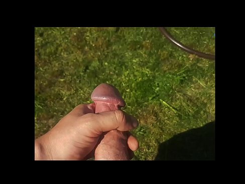 ❤️ Hot hottie si fa scopare la figa rosa e sborra con uno squirt in un giardino estivo ️❌ Super pornoal it.pornohdmega.ru ☑