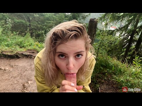 ❤️ Ragazza ingoia lo sperma dopo un pompino in pubblico - Eva Elfi ️❌ Super pornoal it.pornohdmega.ru ☑